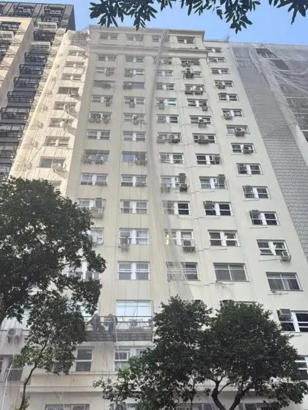 Fachada do Edifício Brandão Magalhães, em Centro, após obra da Porti Engenharia