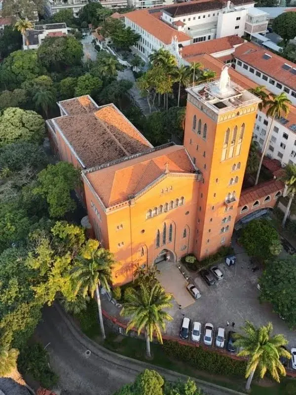 Fachada do Organização São Vicente de Paulo, em Tijuca, após obra da Porti Engenharia