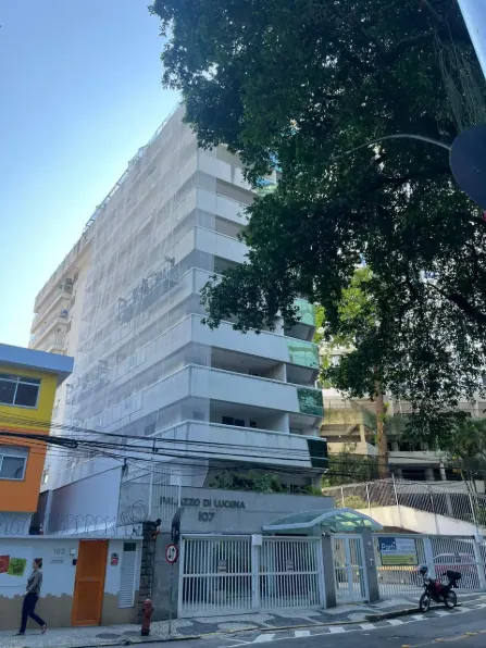 Fachada do Edifício Palazzo de Lucena, em Botafogo, após obra da Porti Engenharia