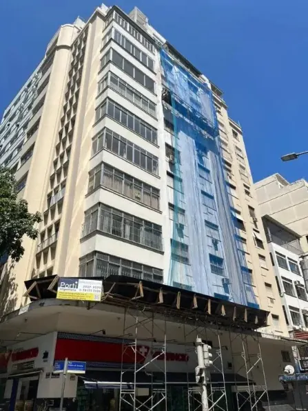 Fachada do Edifício Sahara, em Copacabana, após obra da Porti Engenharia